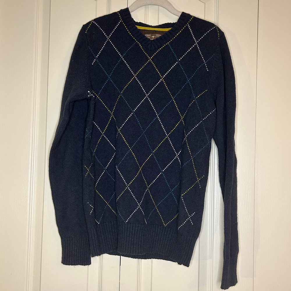 Women's Argyle Patterned Sweater | Size M